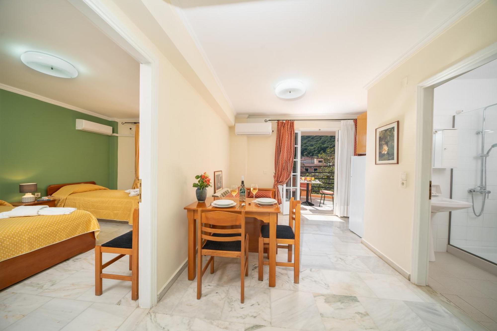 Odysseus Palace Poros  Ngoại thất bức ảnh