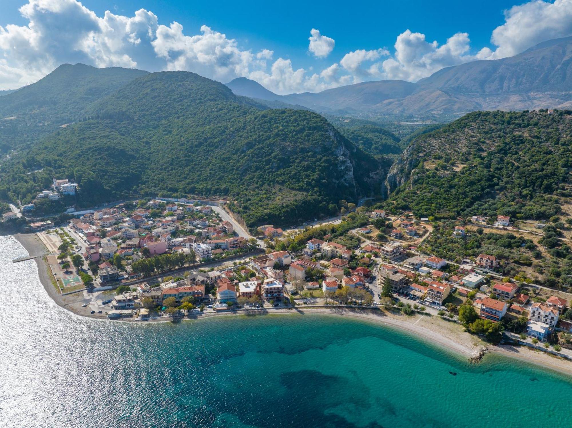 Odysseus Palace Poros  Ngoại thất bức ảnh