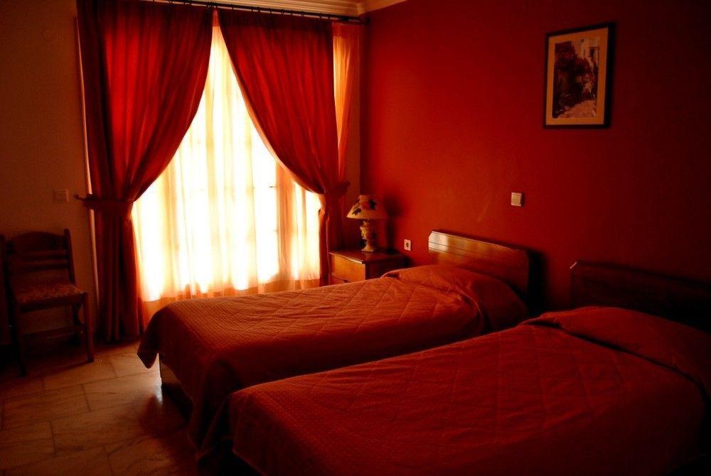 Odysseus Palace Poros  Ngoại thất bức ảnh
