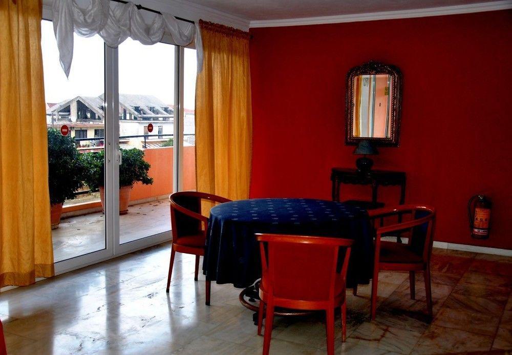 Odysseus Palace Poros  Ngoại thất bức ảnh
