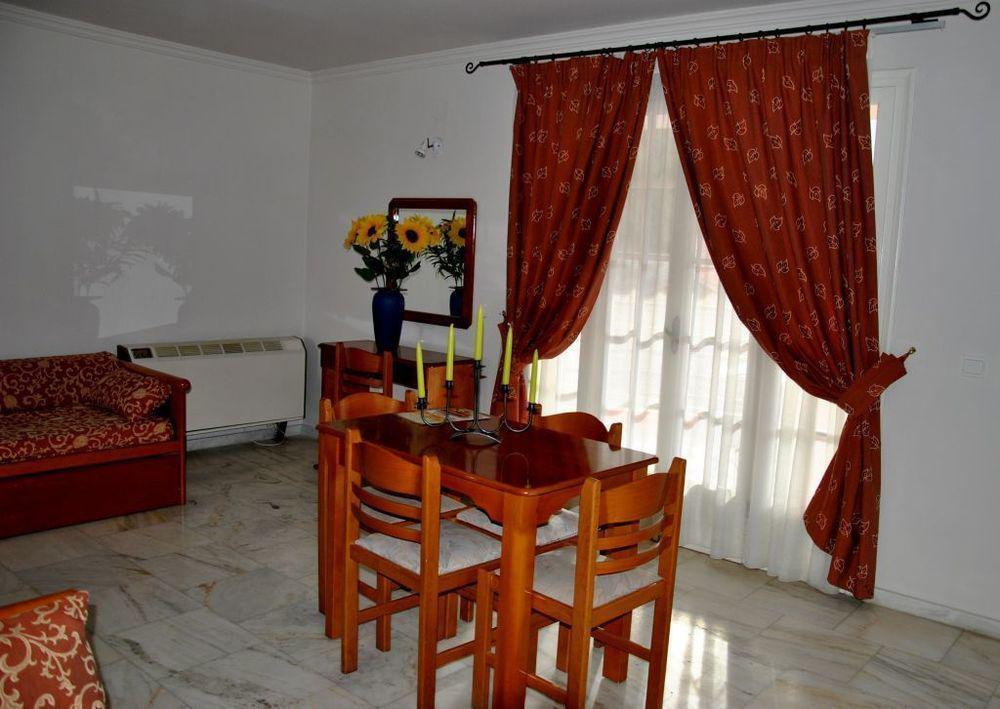 Odysseus Palace Poros  Ngoại thất bức ảnh