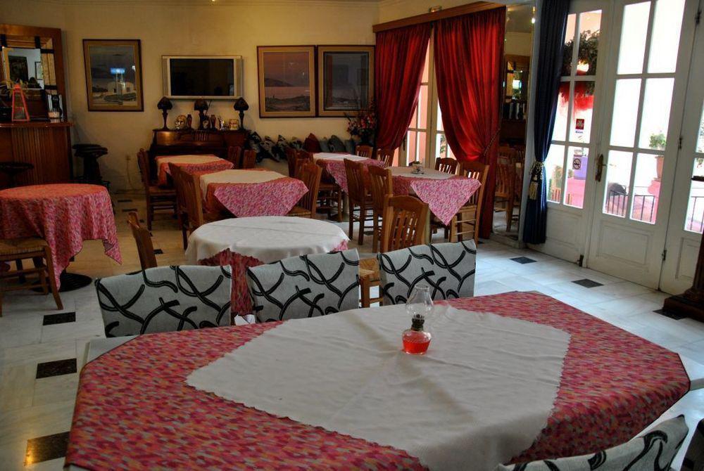 Odysseus Palace Poros  Ngoại thất bức ảnh